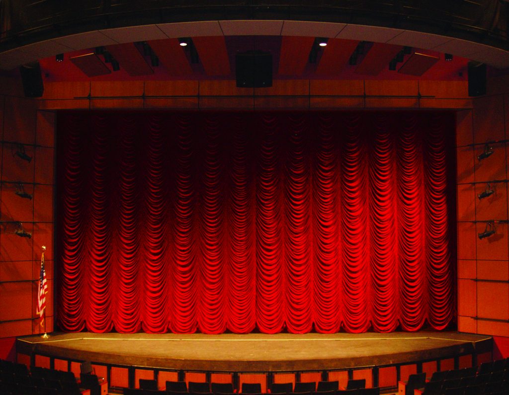 An example of what an Austrian curtain looks like